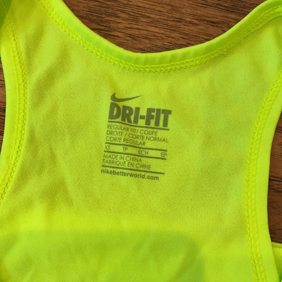 Nike Dri Fit Capri Pants and Tank - Picture 3 of 4